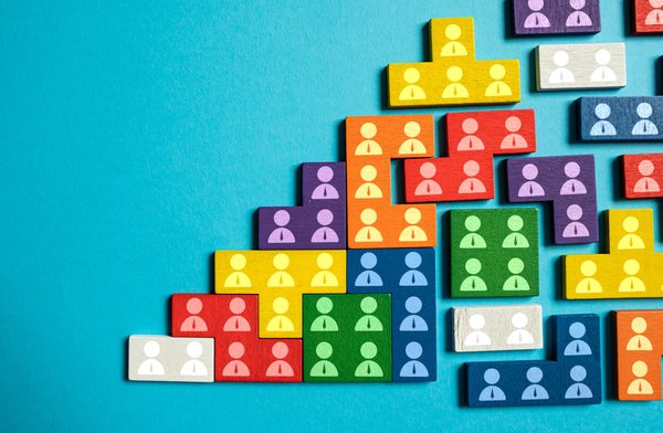 What Are the Key Factors for UK Startups to Consider When Scaling Internationally?